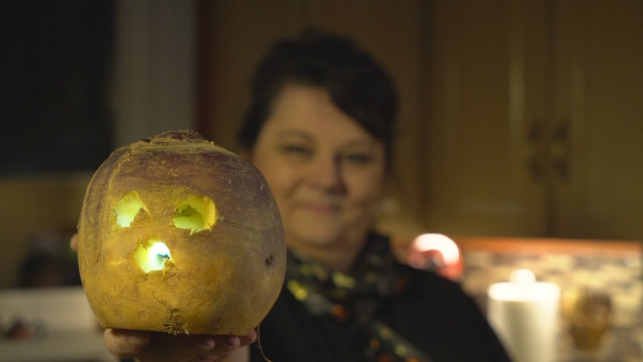 No pumpkin? This is how to carve a turnip