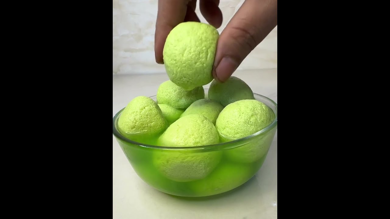 জামাই এতো রাতে আমের রসগোল্লা খেতে চাইল এক লিটার দুধের কাচা আম রসগোল্লা বানিয়ে ফেল্লাম ⁉️