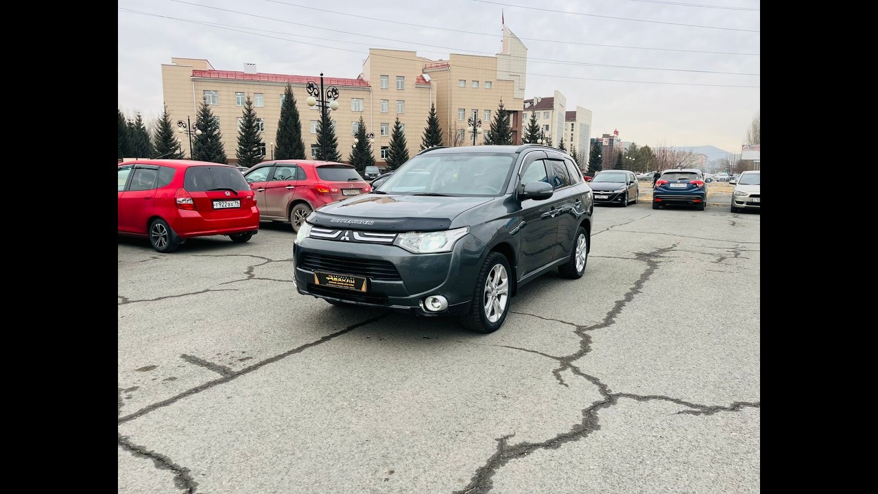 Mitsubishi Outlander, 2013 год