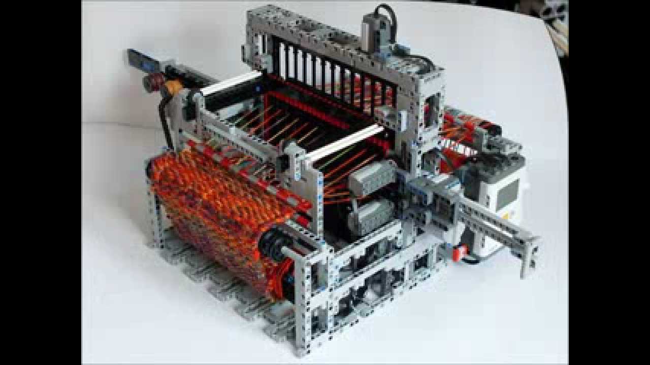 LEGO Mindstorms NXT Loom Machine