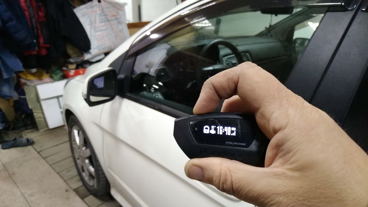Mercedes B I (W245) 2008 год. Дистанционный запуск Pandora DX9X. Бесключевой обход иммобилайзера.