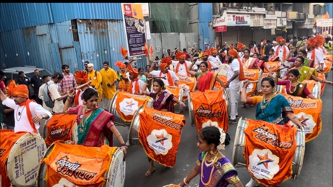 द्विदशकपूर्ती मुंबईतील पहिलं पथक | Kadak performance😍Girgaon Dhwaj Pathak | Girgaon Gudi Padwa 2024