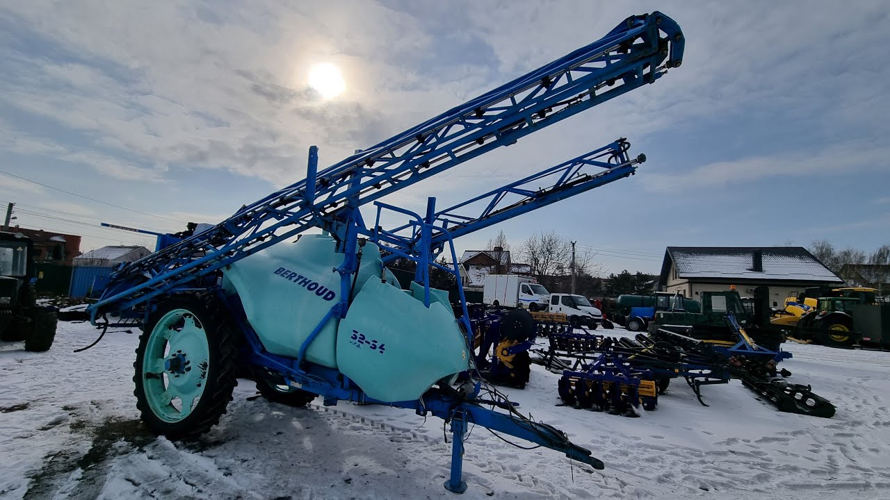 Оприскувач причіпний Berthoud Tracker 3200 / 28м __ 2011р __  097 780 30 88   ***   050 610 20 77