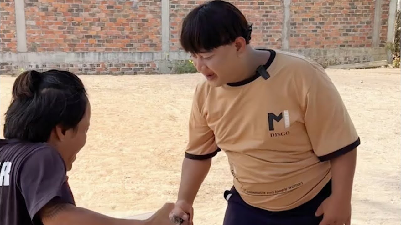 រឿង - កូរឆ្លាតតឿល្ងង់ 😂😂