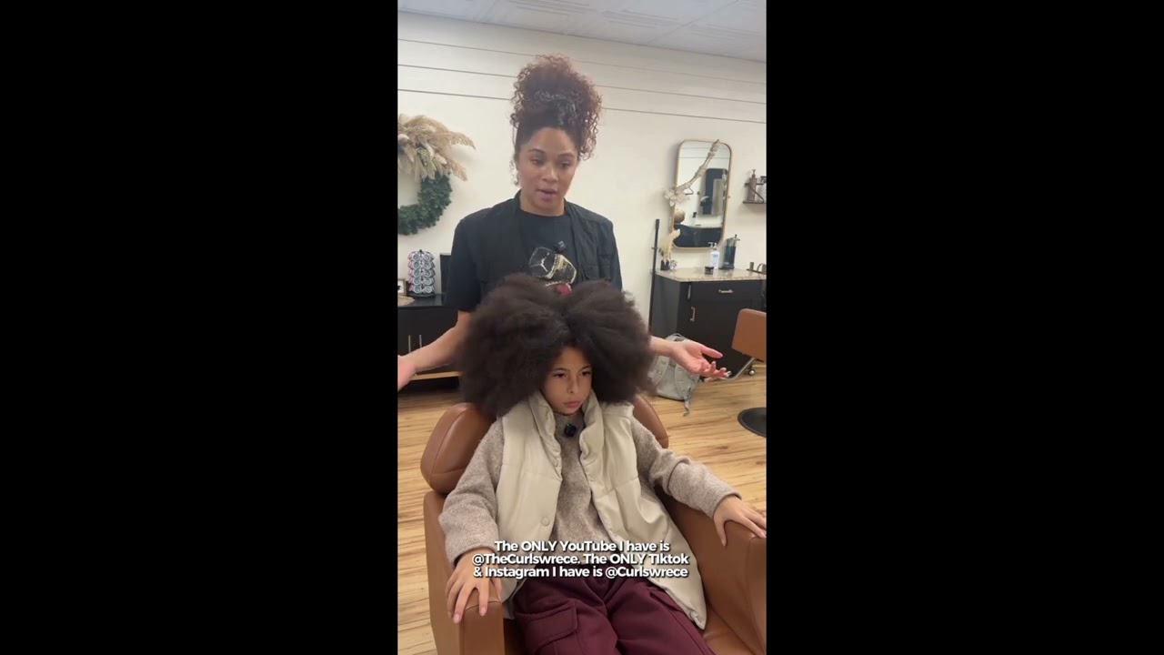 Her energy is everything!! She trust me & Imma get her RIGHT 💗 #stlcurlyhairspecialist#stlcurls#stl