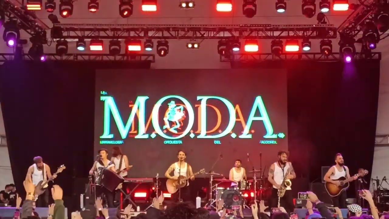Héroes del sábado - La M.O.D.A. en el l Vive Latino 2023