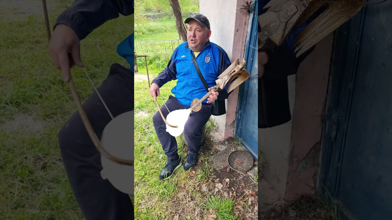 ГУСЛЕ 🇲🇪 НАРОДНИ ГУСЛАР МИЛАН ВУЈОВИЋ БРАНКОВ КУМ - Кућа Бранко Перовић мјесто Рудине Црна Гора🇲🇪