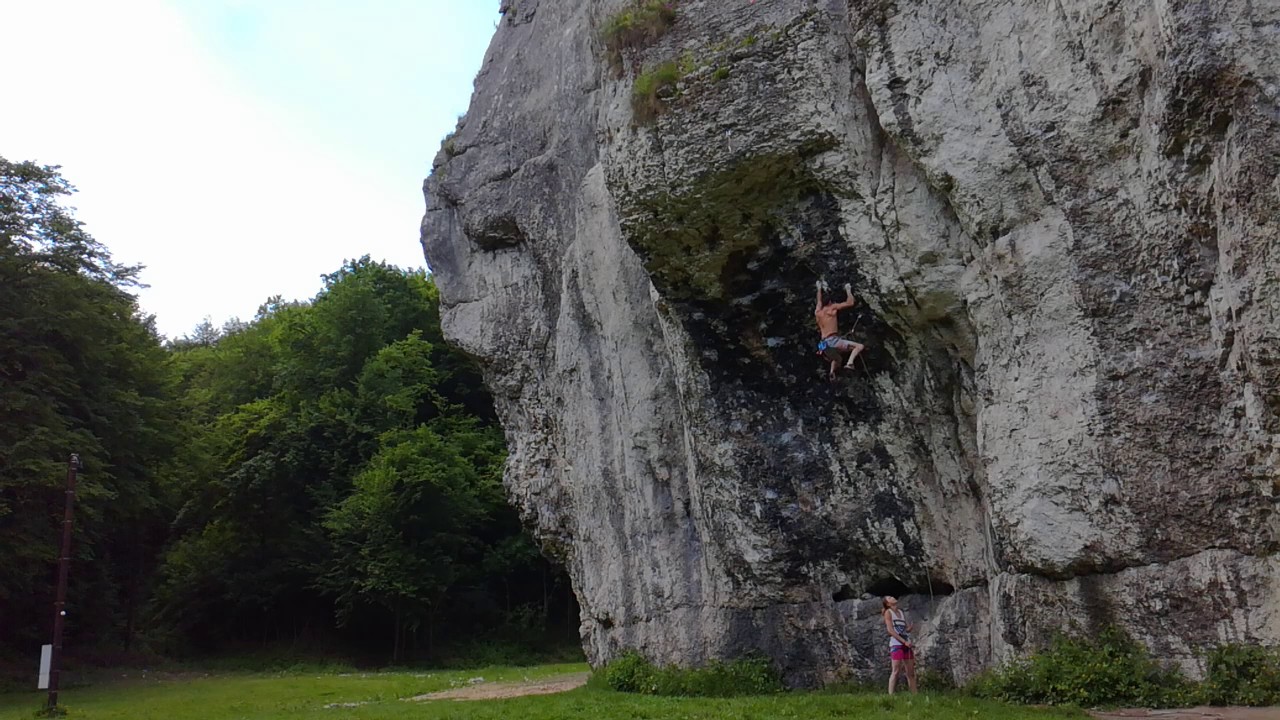 Murarz II - 8a+ - Dupa Slonia - kraków - Poland climbing in poland