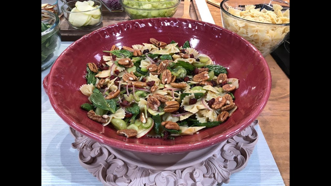 Cocina Vegana: ensalada de pasta con espinaca y manzana | Sale el Sol