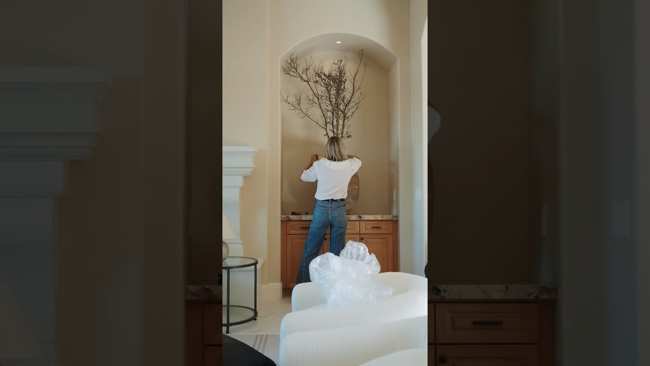 Staging a California Home with a restoration hardware vibe PT.2 #homestaging #interiordesign #home