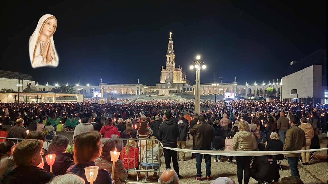 Walk in this massive Candlelight Procession at Fatima, Portugal