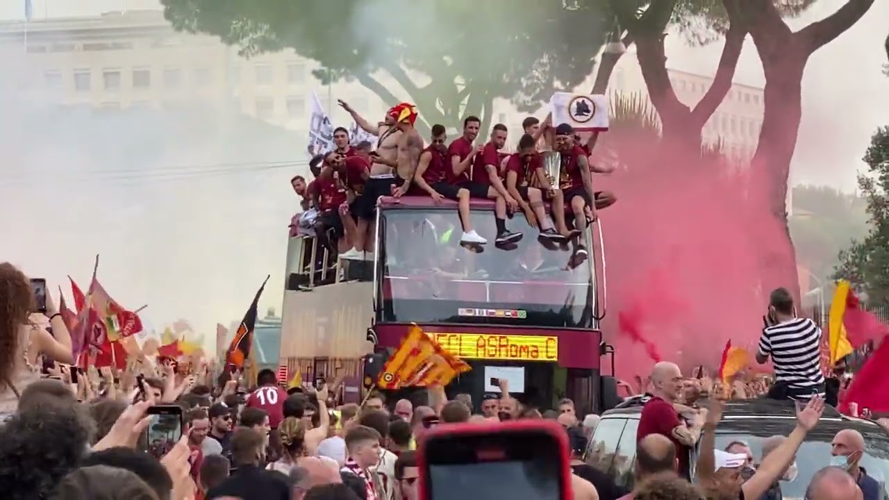 Roma campione in Conference. Mai sola mai verso il Colosseo