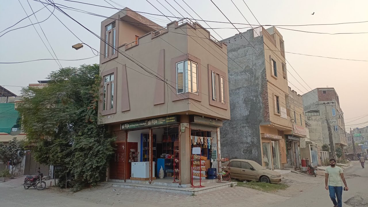 1 Marla Shop For Sale in Military Account Society College Road Lahore | Rental Income 30,000 |