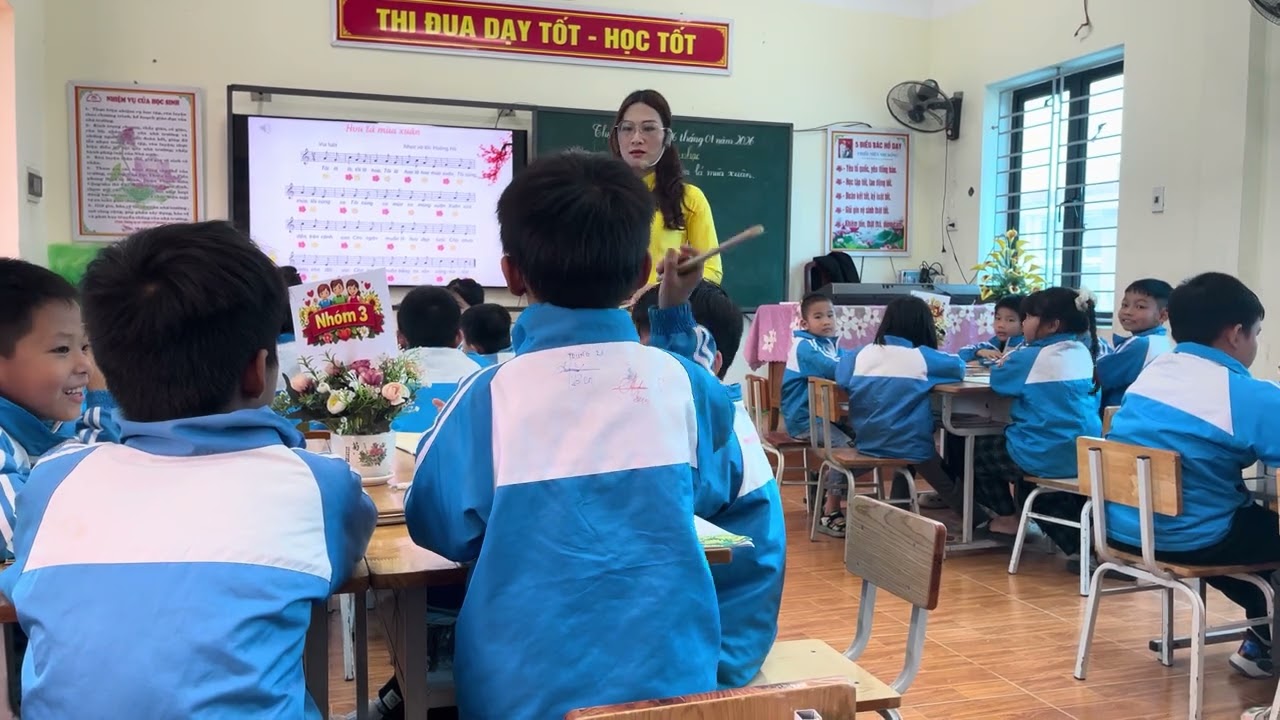 Aam nhạc 3: Hoa lá mùa Xuân (tiết 2)
