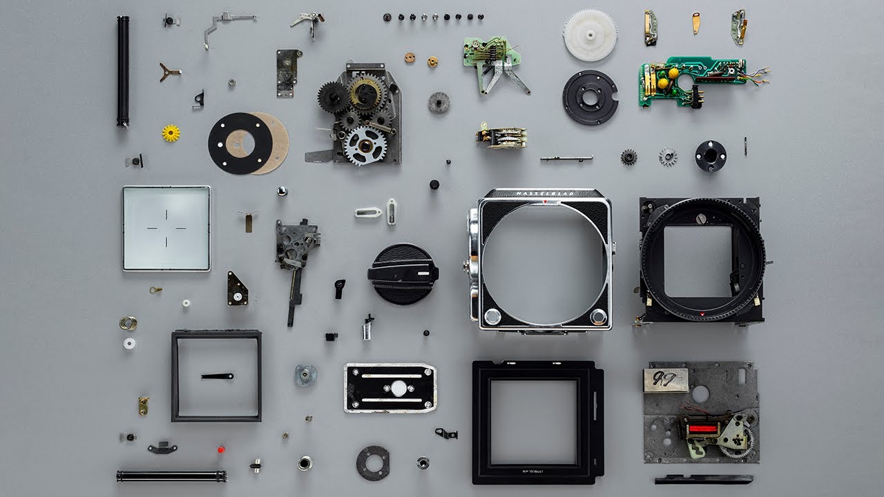 Taking apart a Hasselblad 2000FC/M  |  Sails Chong's Vlog