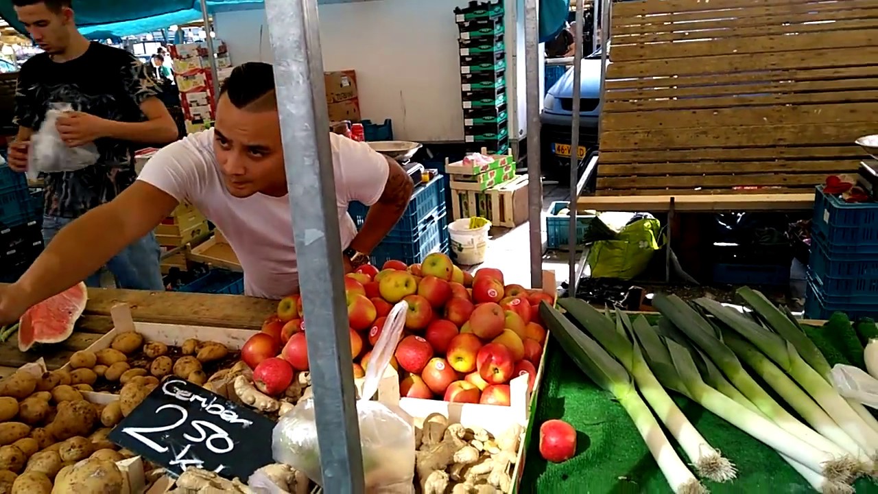 SatuRday MaRket at BLaak MaRkt, RotteRdam. #3 WaLk ARound