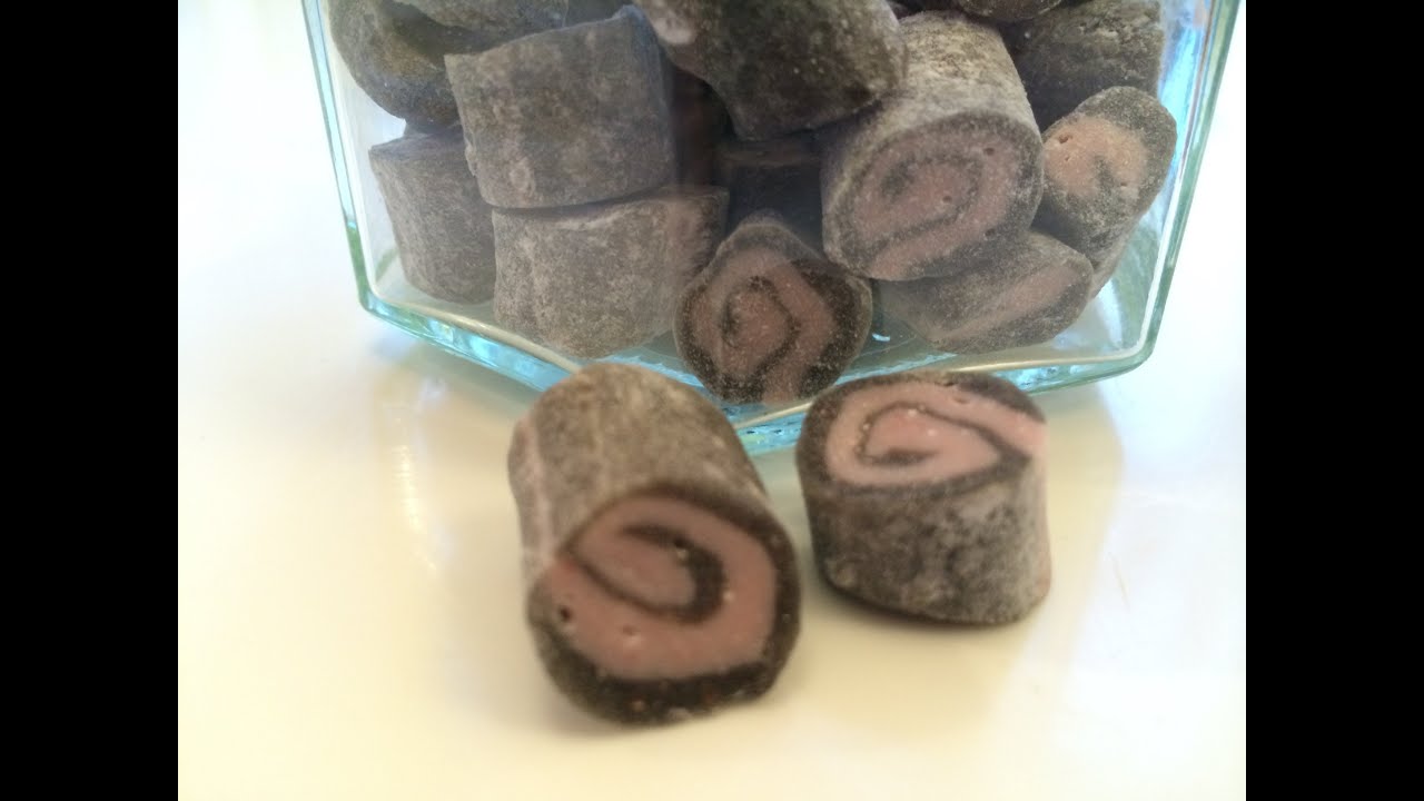 Spiralbolsjer med lakrids- og jordbærsmag