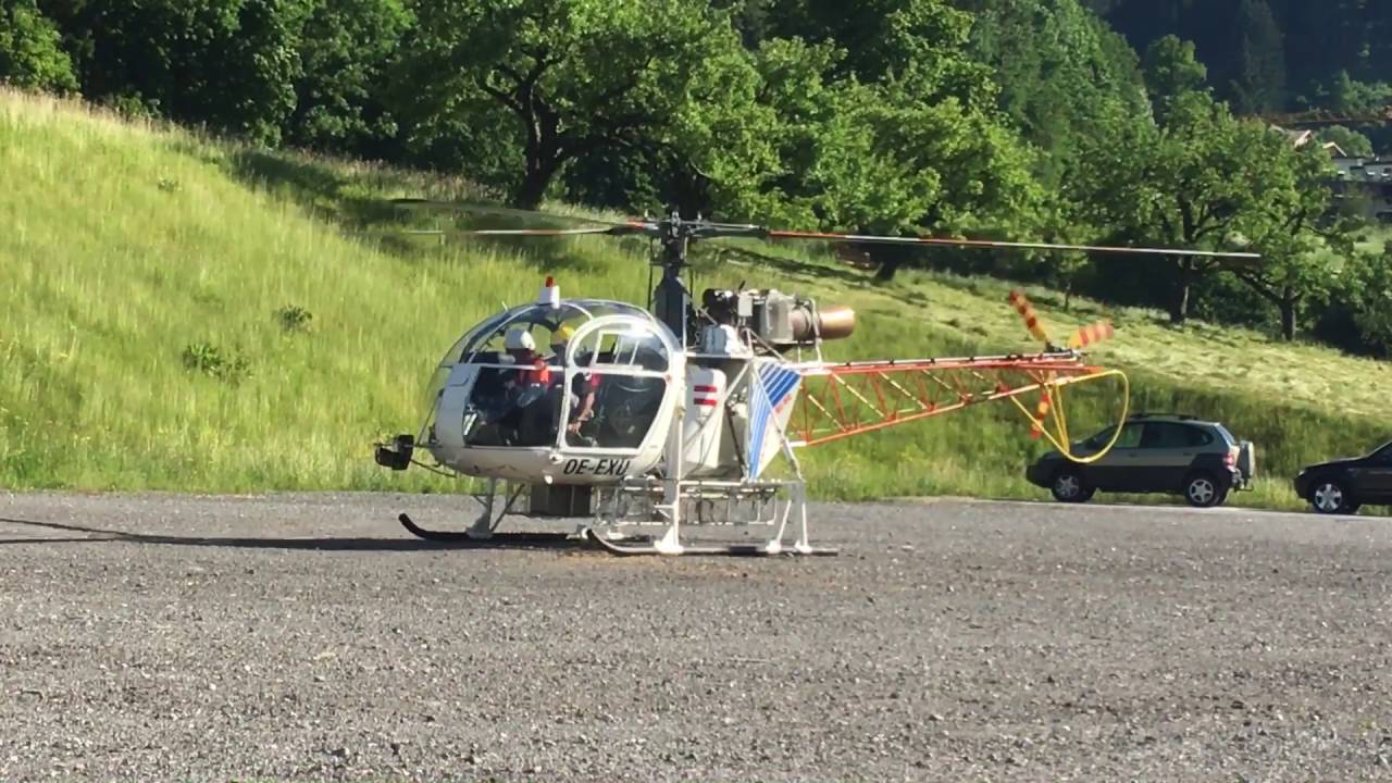 Lama Helicopter SA-315 startup and takeoff