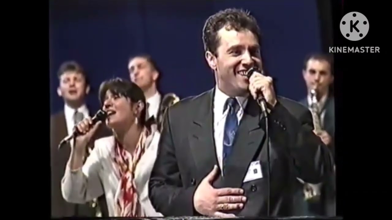 Van egy folyó - Szóljon az ének