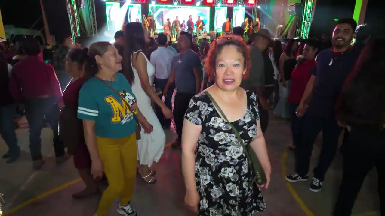 Baile de Fiestas patrias Con Álvaro Monterrubio 