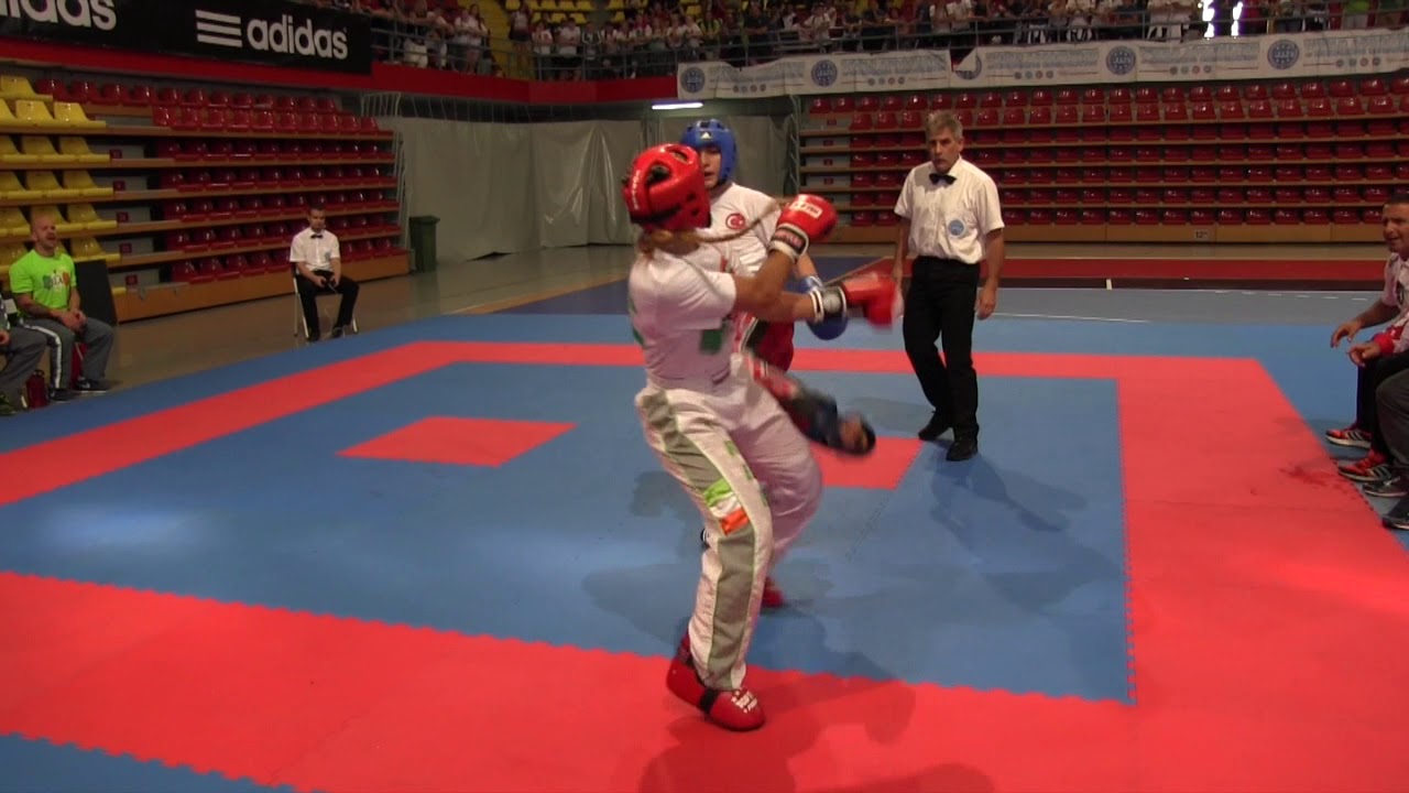 Karyna Nikitina v Dilara Buse Celik WAKO European Championships 2017