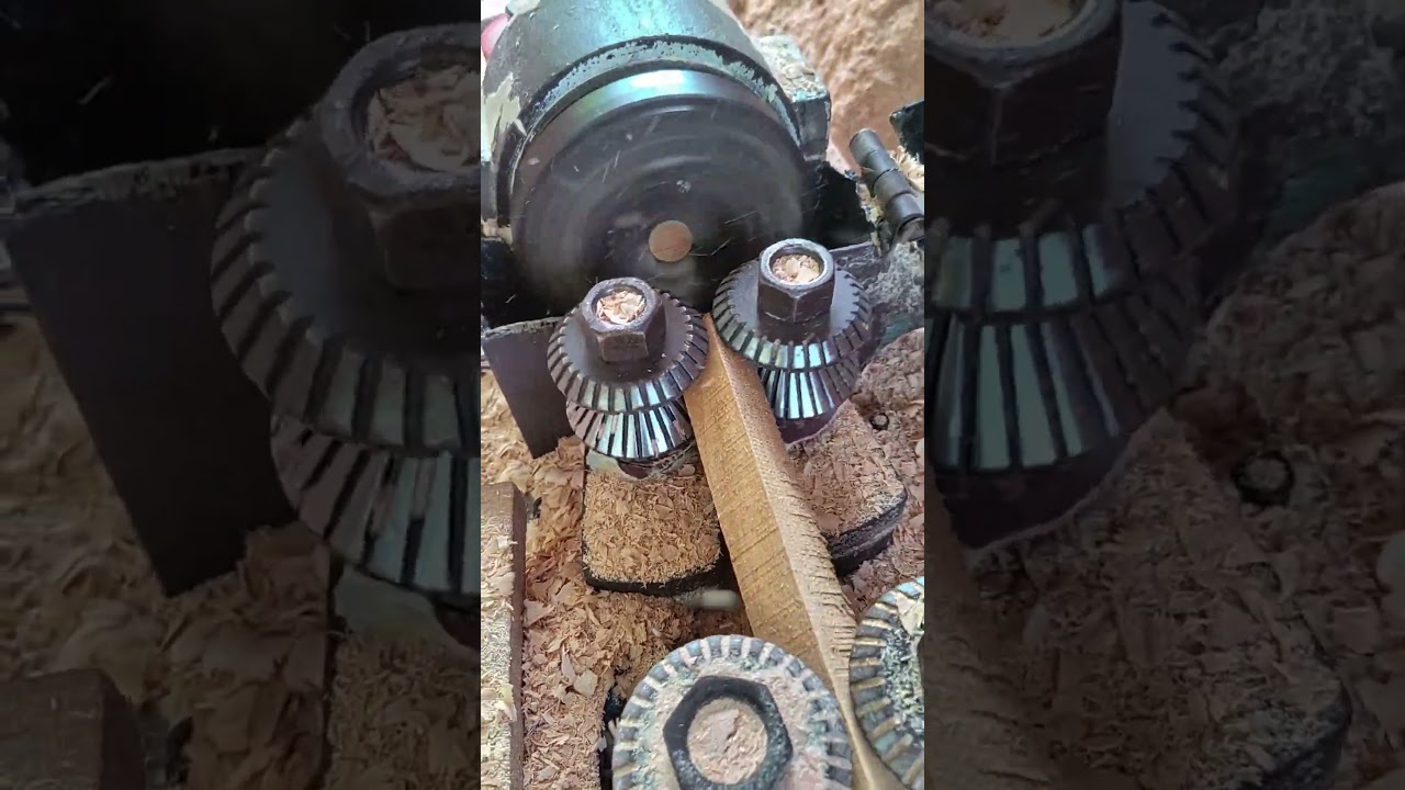 Woodworking Mastery: High-Performance Turning Lathe in Action