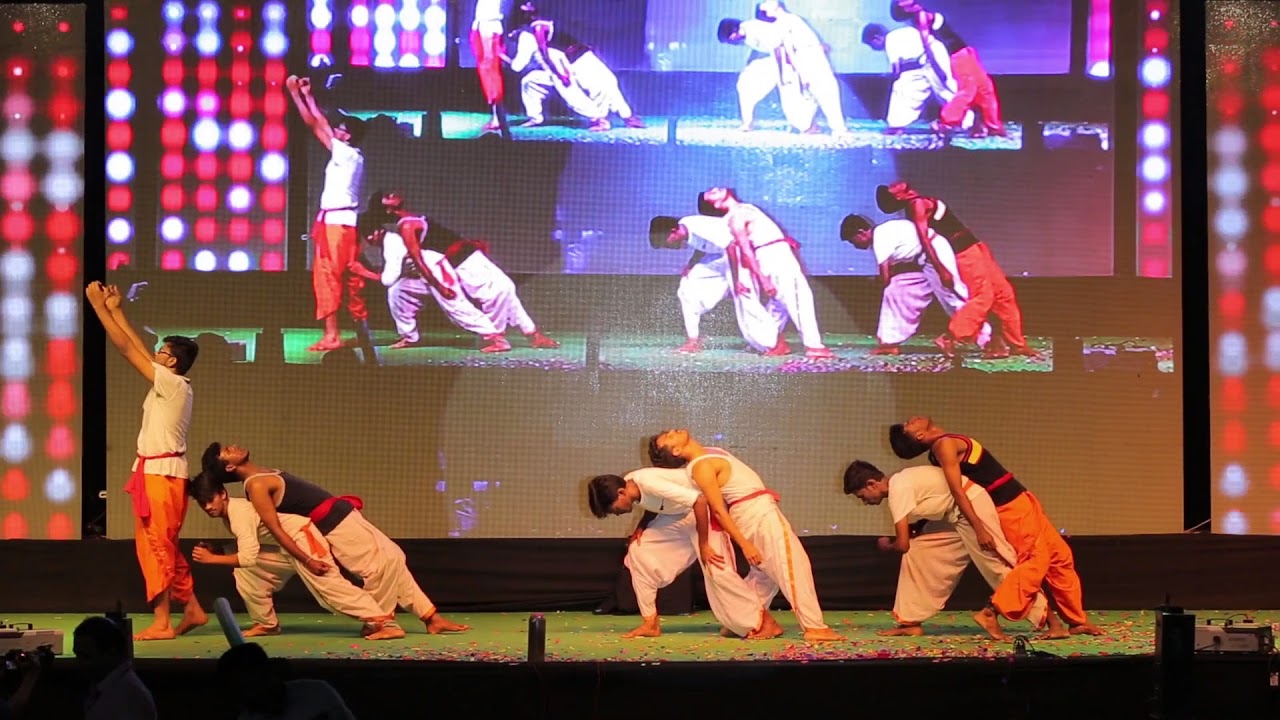 Aits Rajampet :Mahotsav : Neeru neeru dance performance
