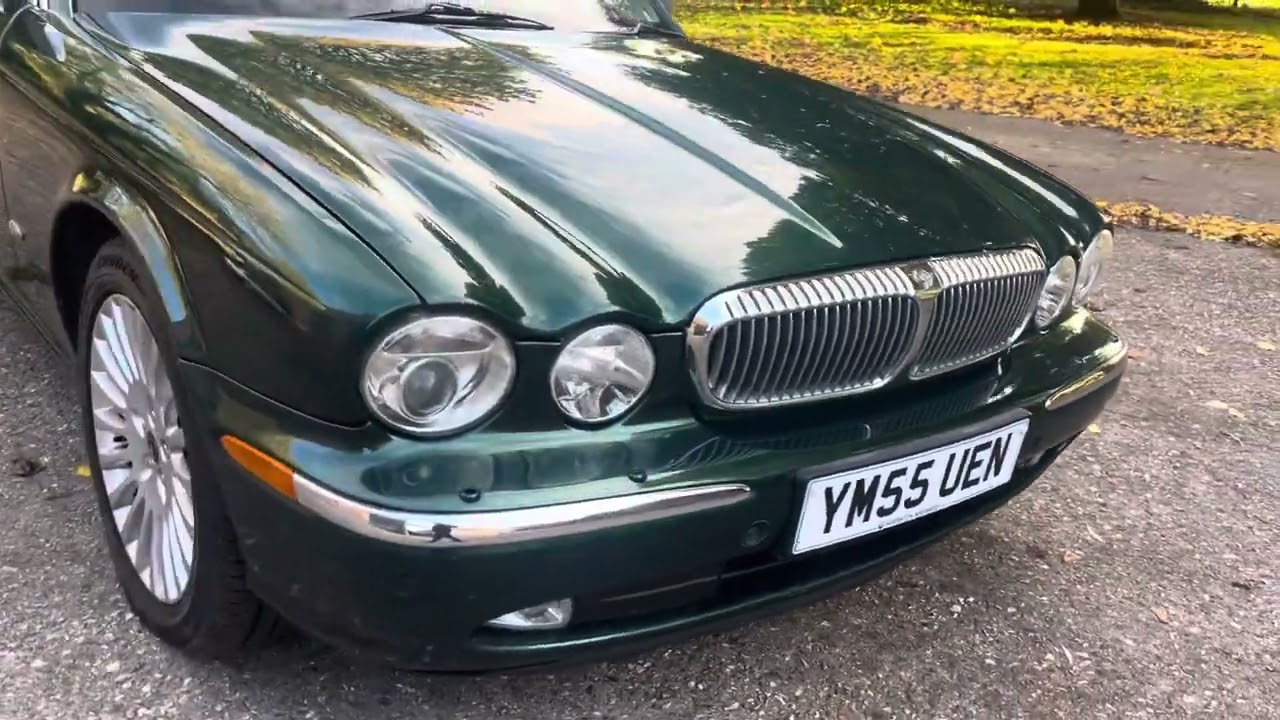 Daimler Super V8 2006 / Bradley James Classics