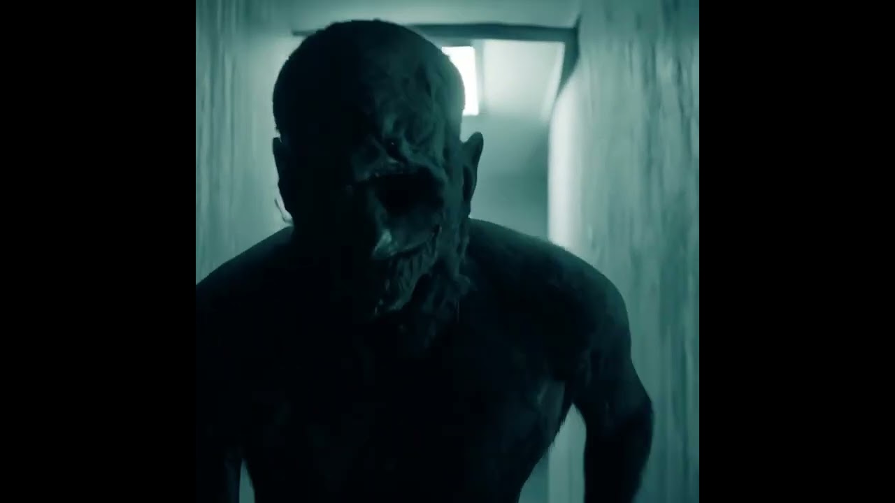 The monster in the corridor #ai #horror #terror #&eacute;pouvante
