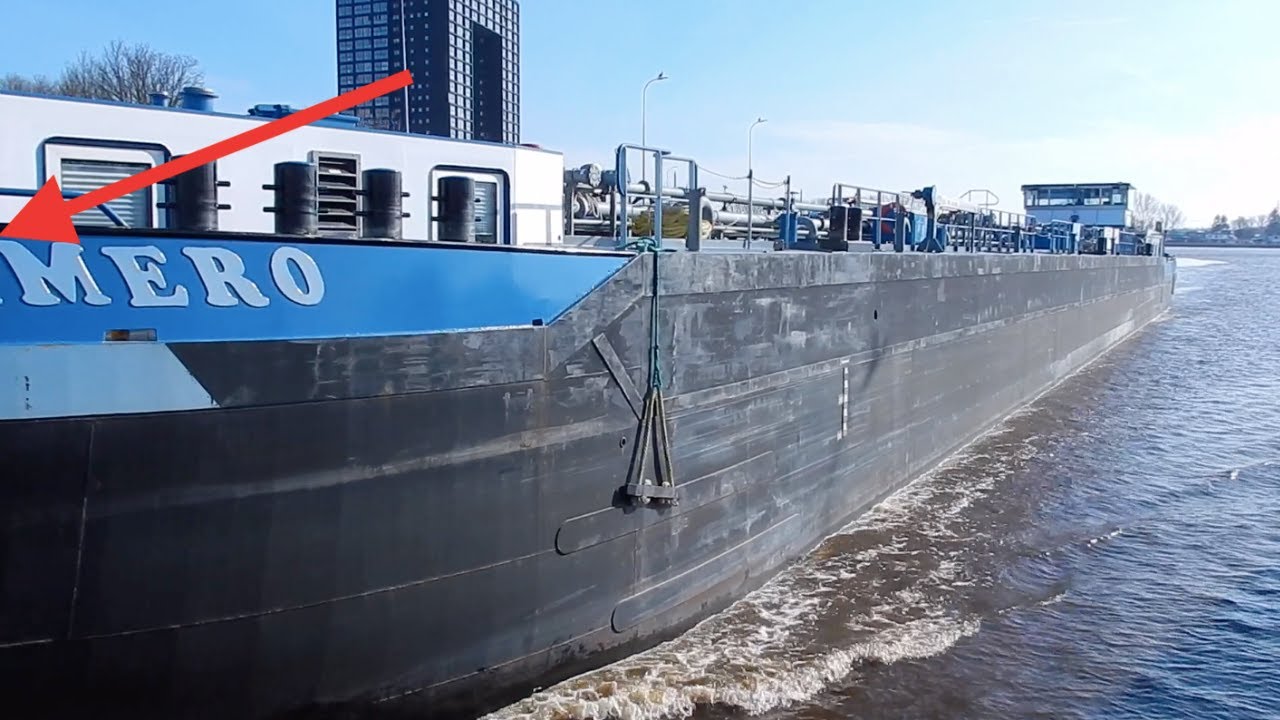 😱 JOEKEL Van Een Gat Gespot In De Romp Van Het Schip, Maar Wat Is Er Gebeurd?* - #3216NL