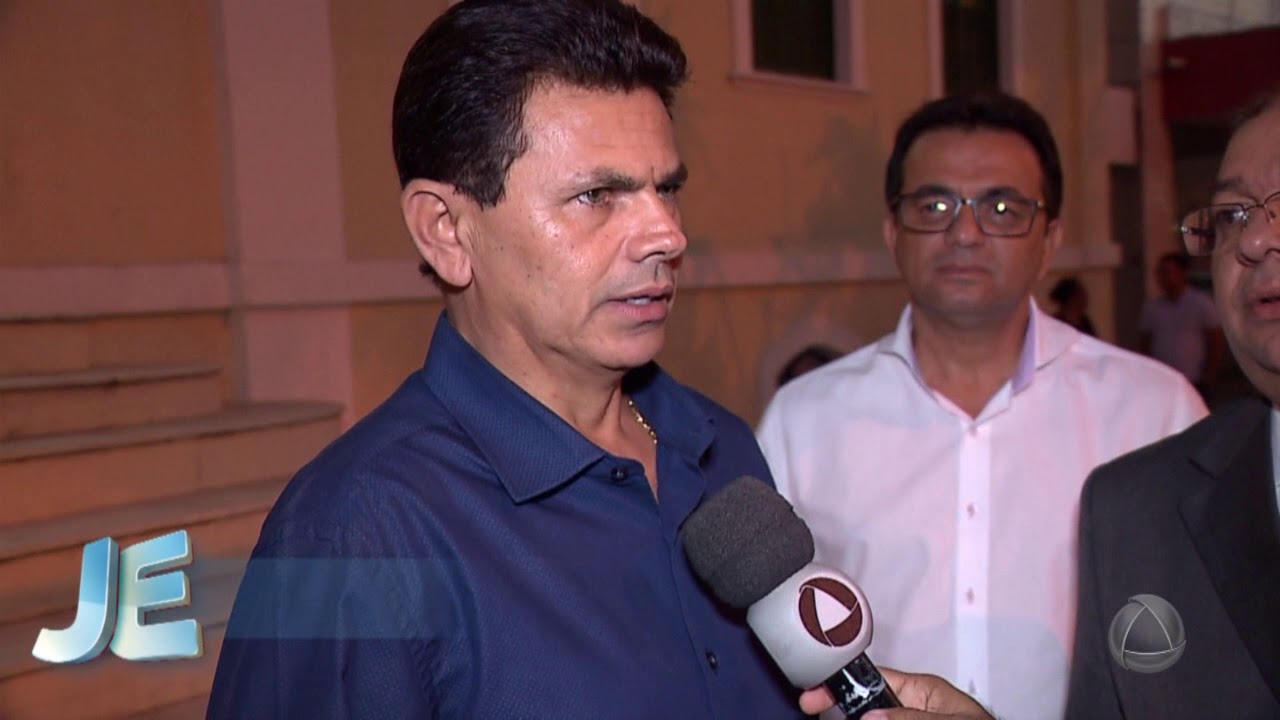 Prefeito afastado Valmir de Francisquinho pede investiga&ccedil;&atilde;o sobre as den&uacute;ncias feitas pela Deputada