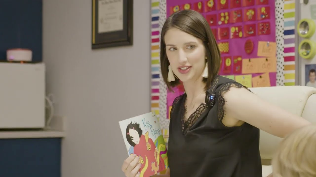 A Reading Specialist works with The Sound Case™