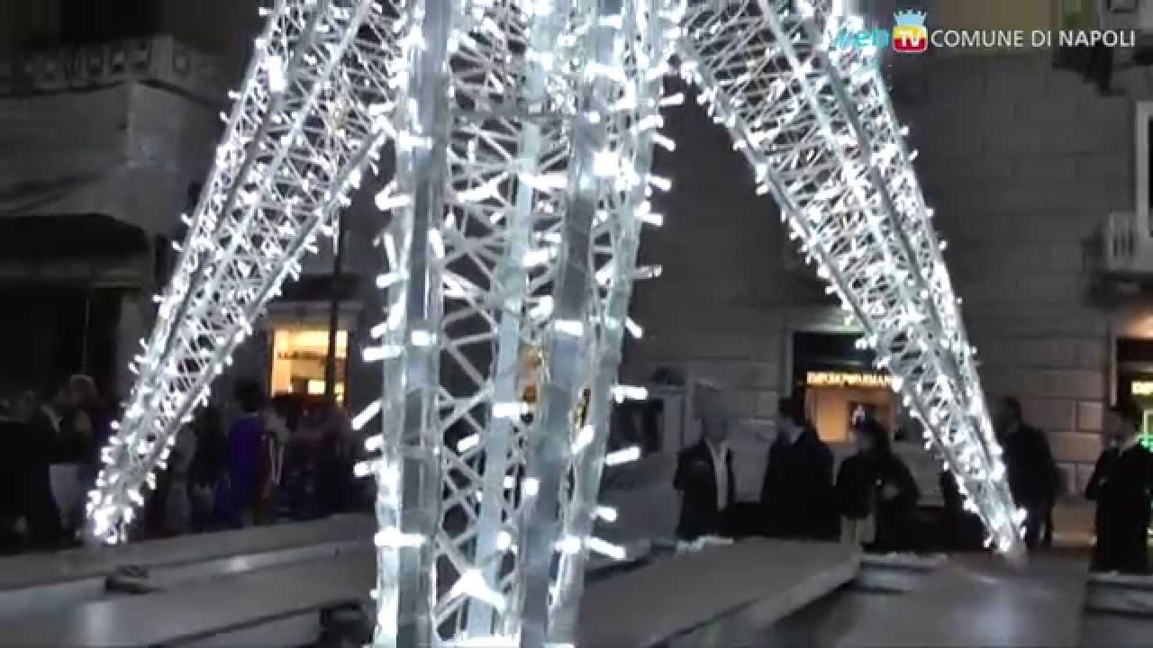 Chiaia e Toledo si illuminano