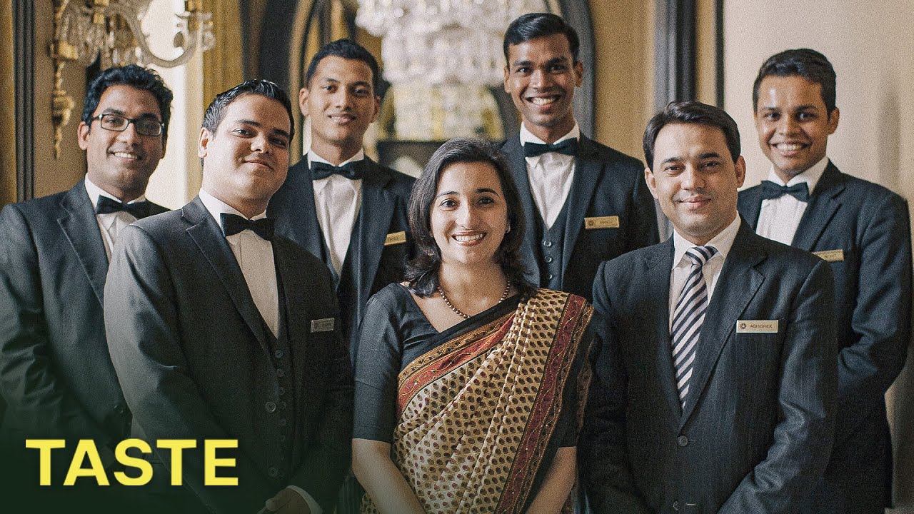 India's Best Hotel with Rooms Costing up to £9000 a Night | Inside Hotel India