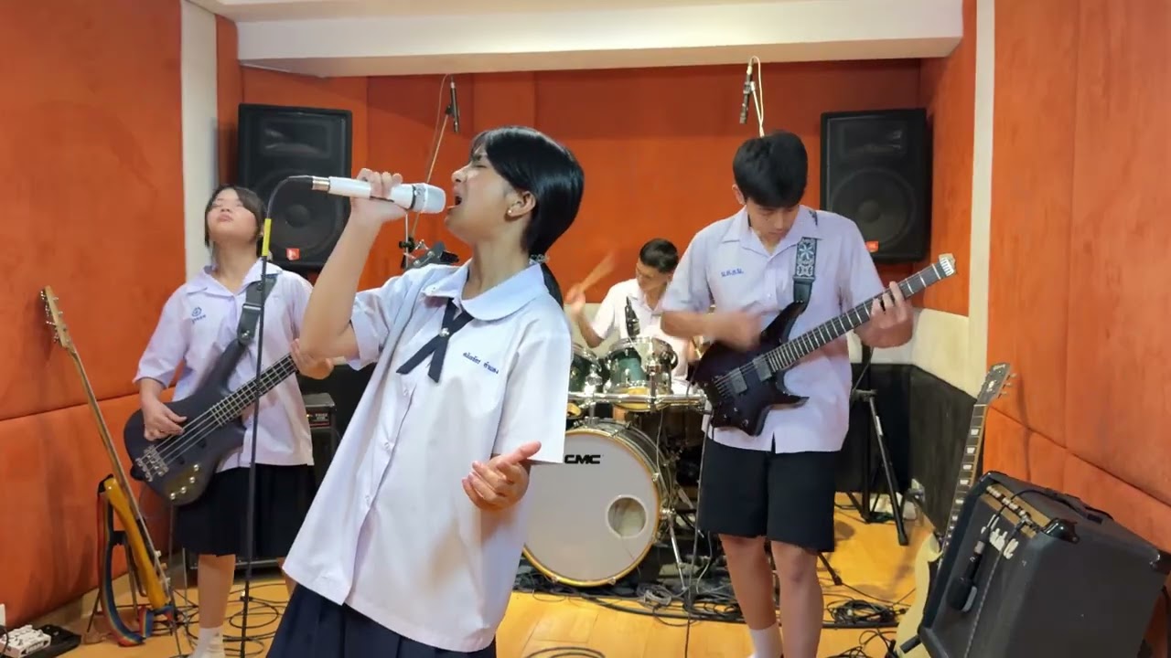ขอบฟ้า Cover By Happy Land