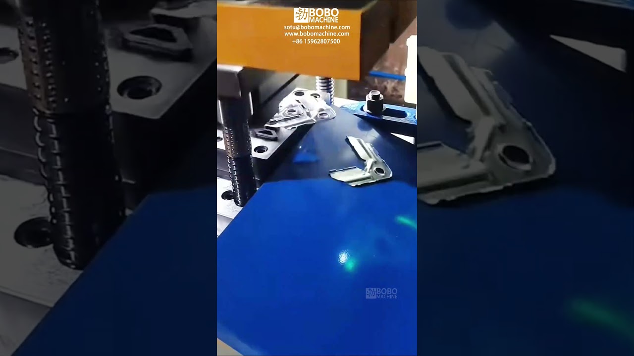 Conermatic TDC TDF Corners Punching Machine