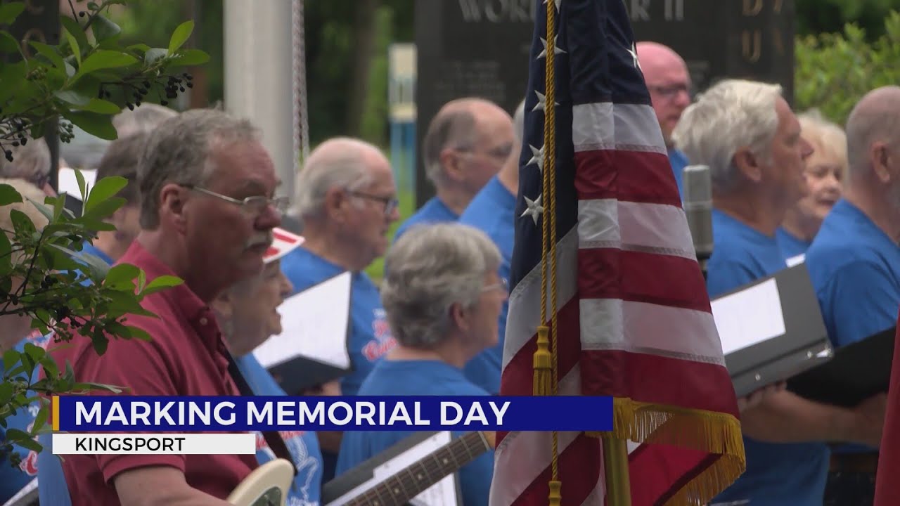 Choir performance, remembrance cross featured in Kingsport Memorial Day event
