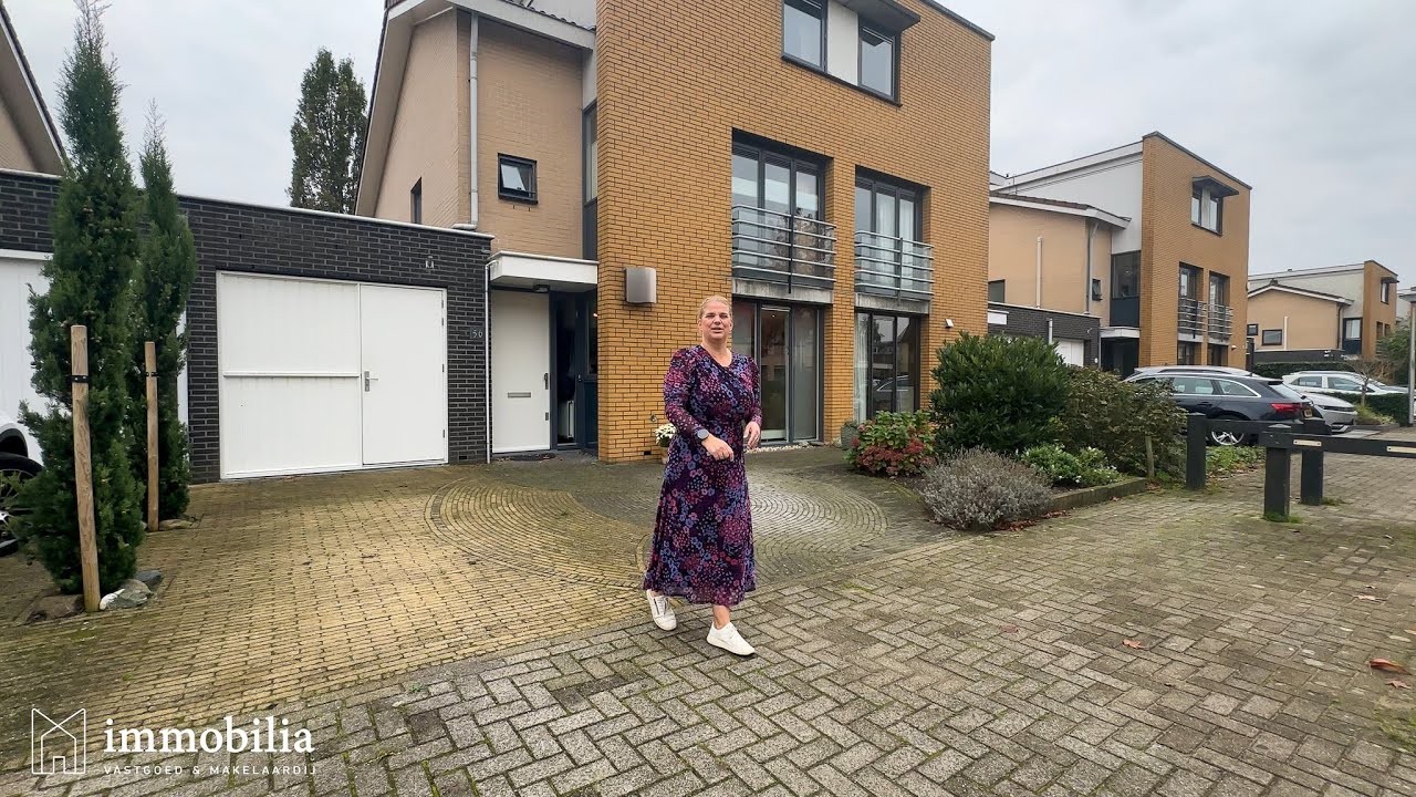 Verkocht - Ruime 2-oner-1-kap woning met praktijkruimte in Bergschenhoek - immobilia.nl
