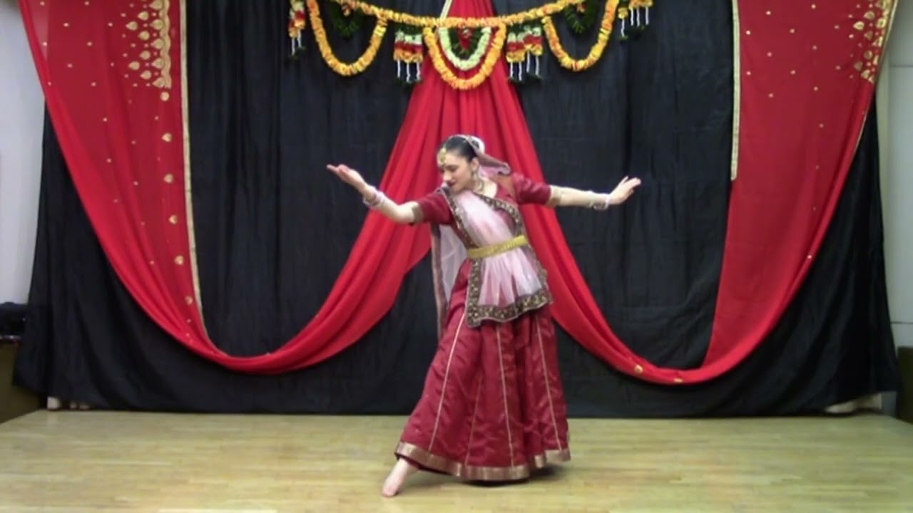 Panghat Muraliya Baaje | Kathak | Khayal | Theatre TARANG  | ISHIKA NIGAM | Moscow