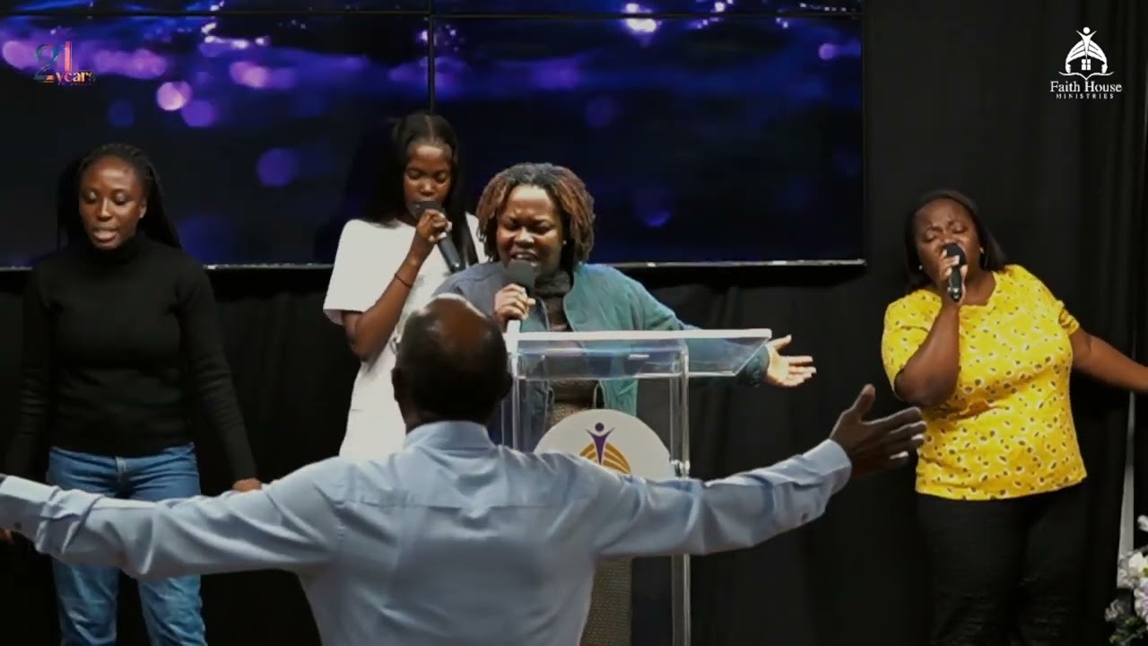 SONGS OF THANKSGIVING | CELEBRATING 21 YEARS | PRAISE AND WORSHIP SESSION