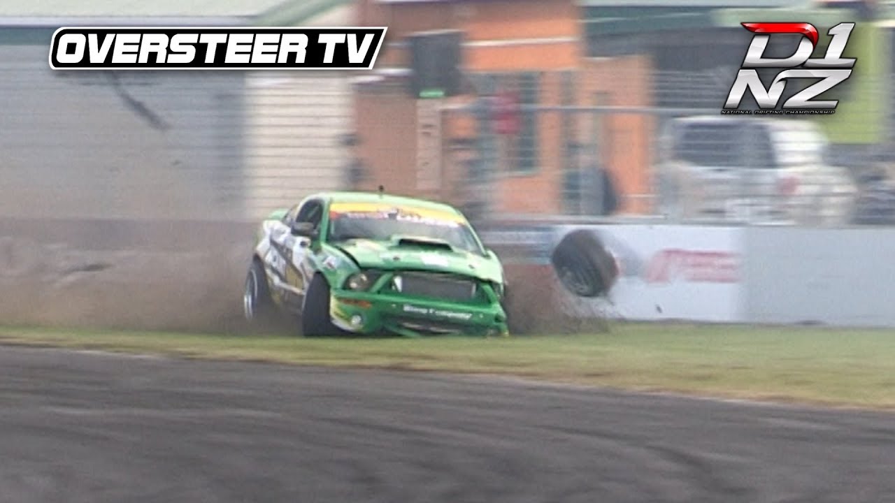 Drift Car Crash Compilation - D1NZ Pukekohe
