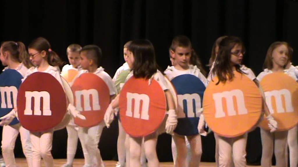 M&M 's Csokigolyók Bolyai 1.B.