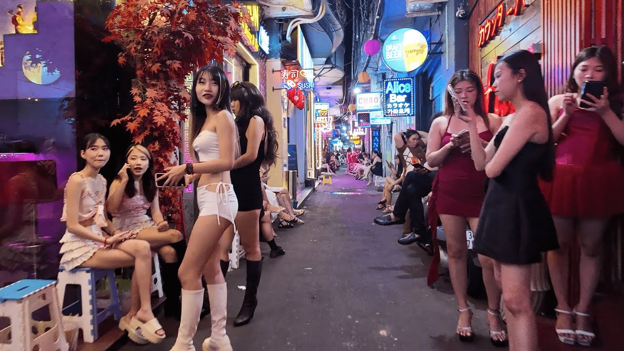 🔥Vietnam Nightlife - Little Japan Tour🔥Ho Chi Minh Saigon 4K - June 26