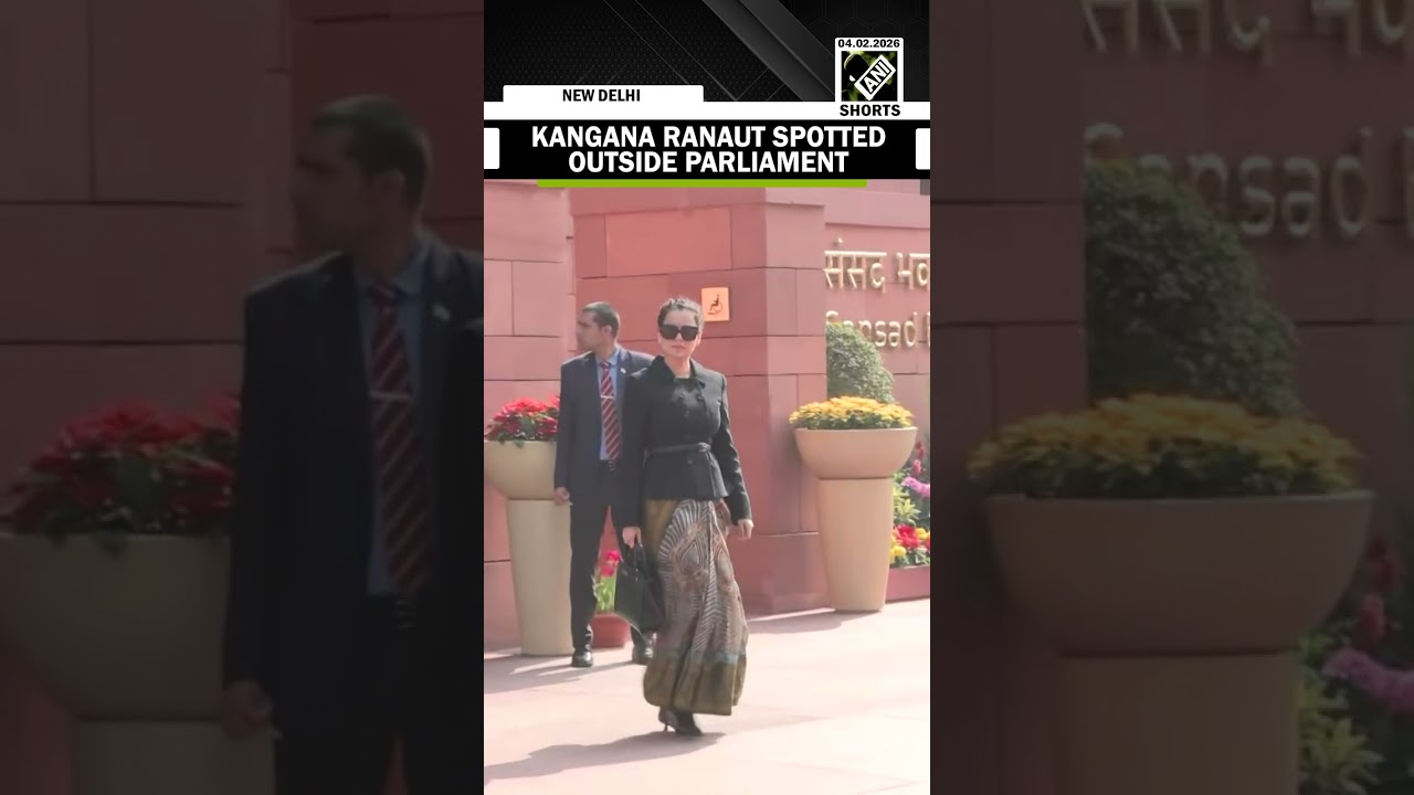 BJP MP Kangana Ranaut spotted outside &lsquo;Makar Dwar&rsquo; at  parliament