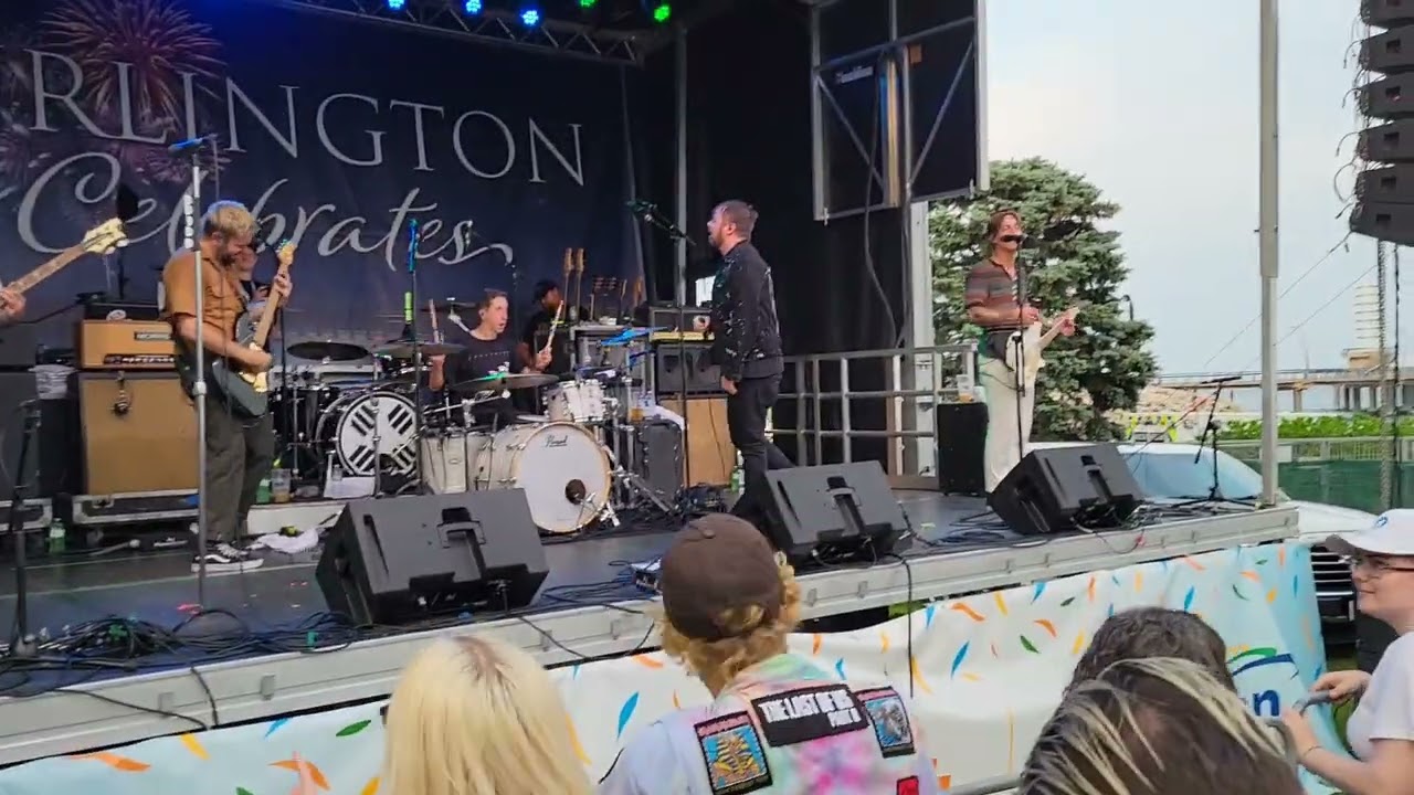 Silverstein Live At Spencer Smith Park, Burlington, Ontario