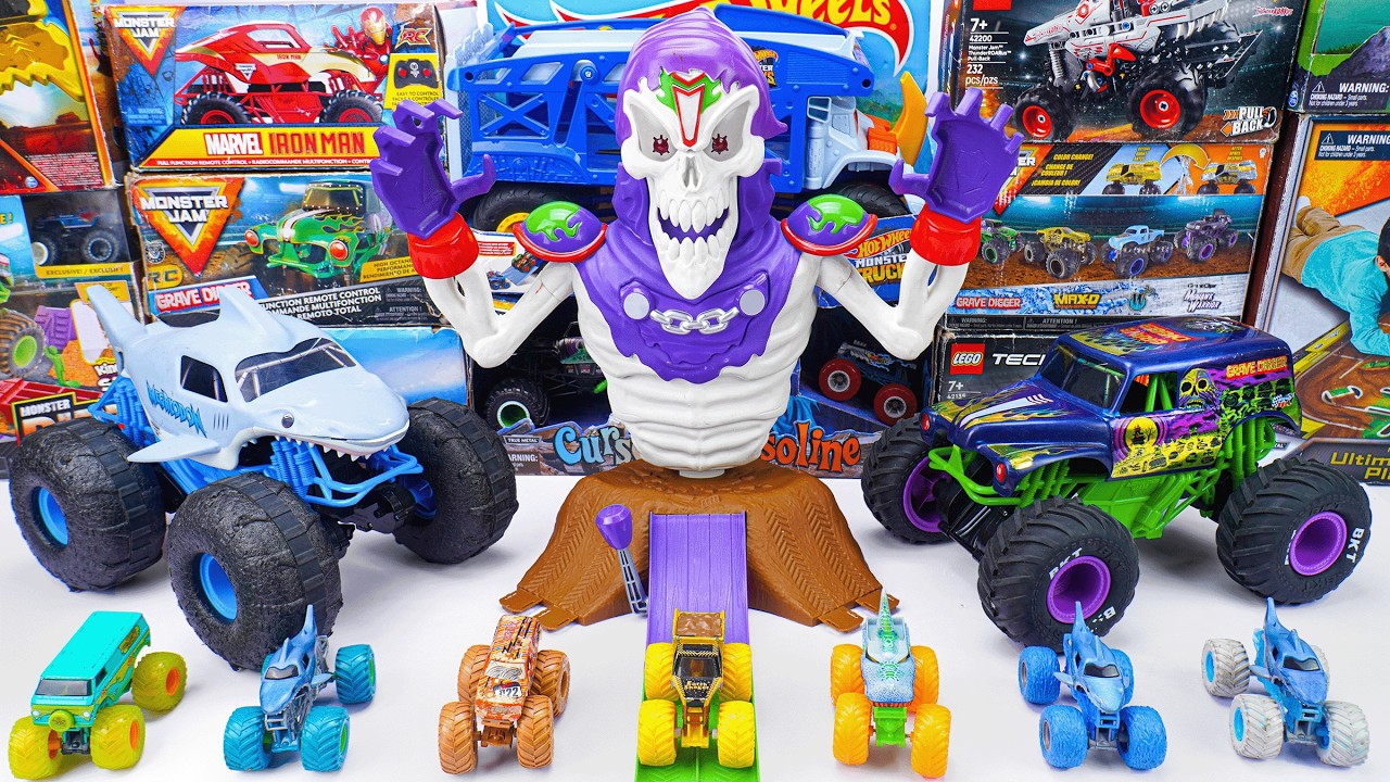 Monster Jam Collection Unboxing Review | Monster Truck Pit Showdown! El Toro Loco vs Kraken