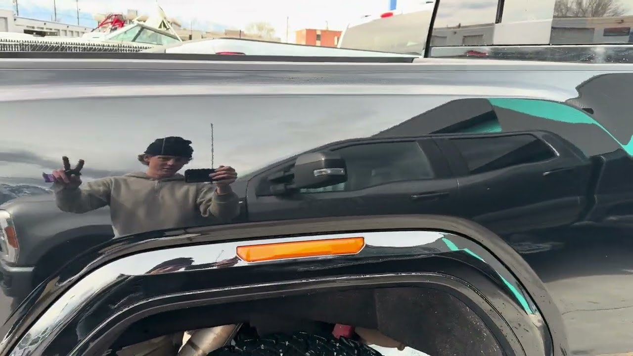 2024 GMC Sierra 2500HD Denali