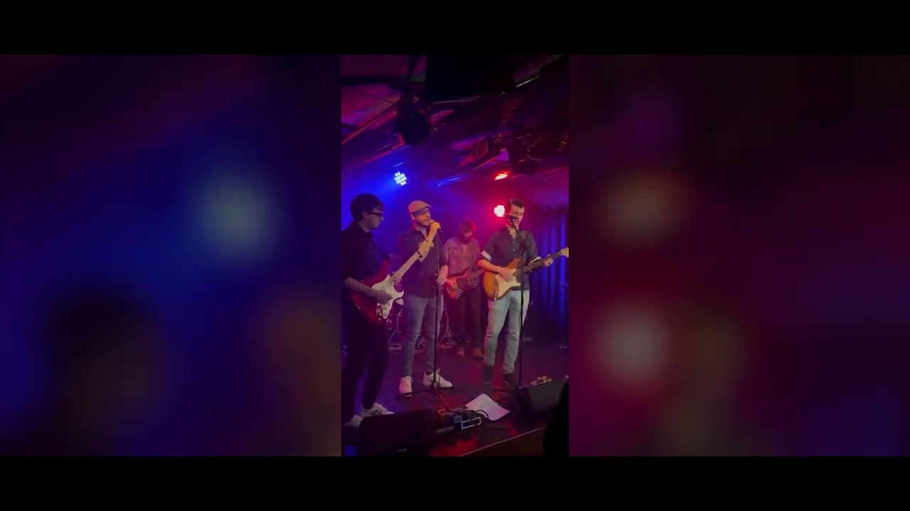 Take On Me - a-ha (Cover by Mindless Crowd) Live @LesCaves