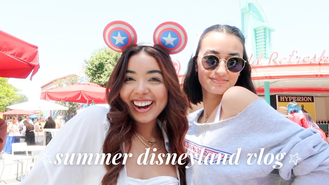 DISNEYLAND SUMMER VLOG 2023 (rogers the musical, new foods + meeting ariel!!!)