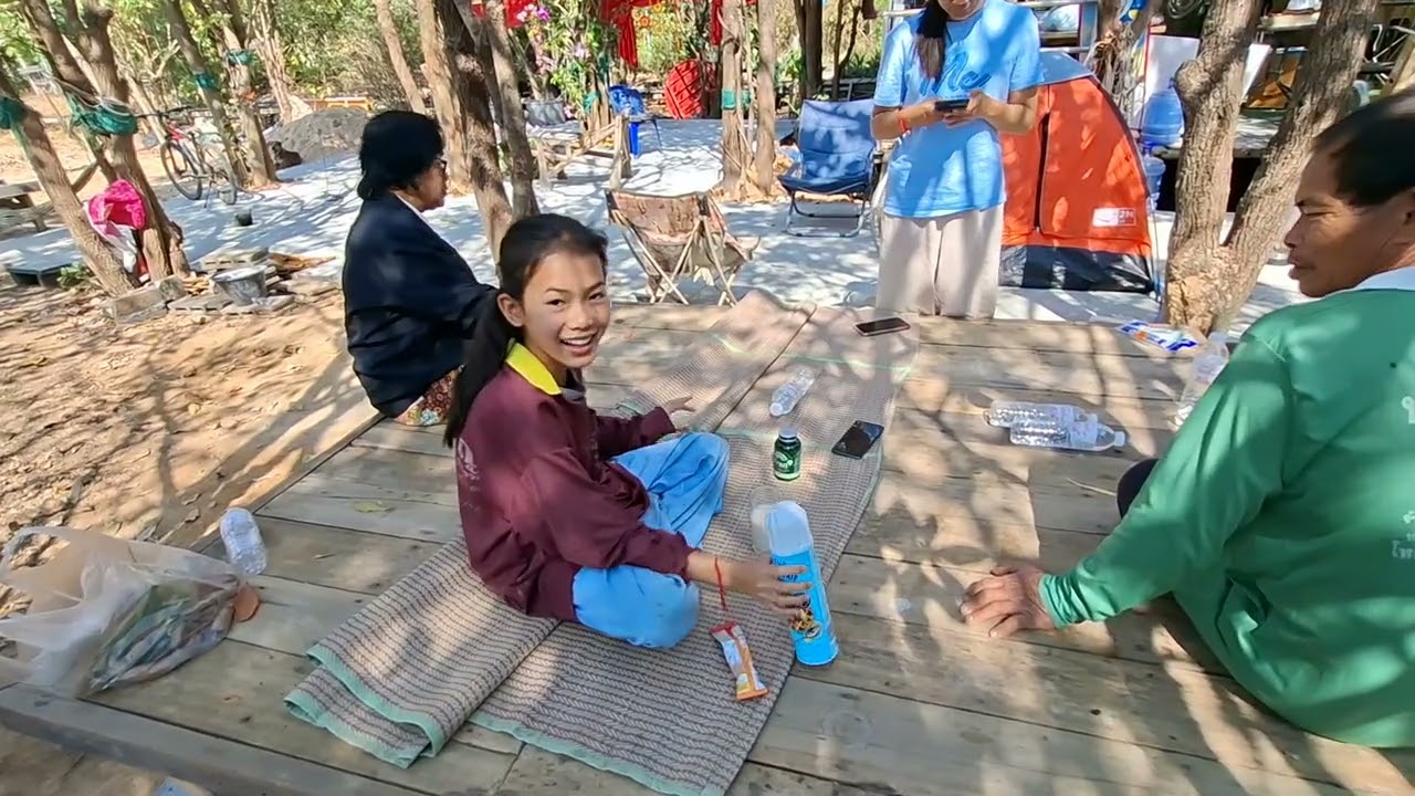ธิดารลาวหาของหวานให้ตากิน #บ้านศรีวิไล #ธิดาลาวศรีวิไล #เคศรีวิไล #ศิษย์พี่ 